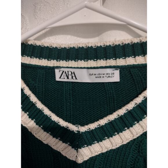 Zara Cable Knit Cropped Sweater Green V-Neck Cottage Preppy Festive Chic Medium - Picture 2 of 6